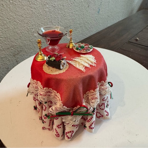 Other - Vintage miniature Christmas table setting dollhouse furniture accessories